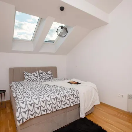 Apartment Cejf